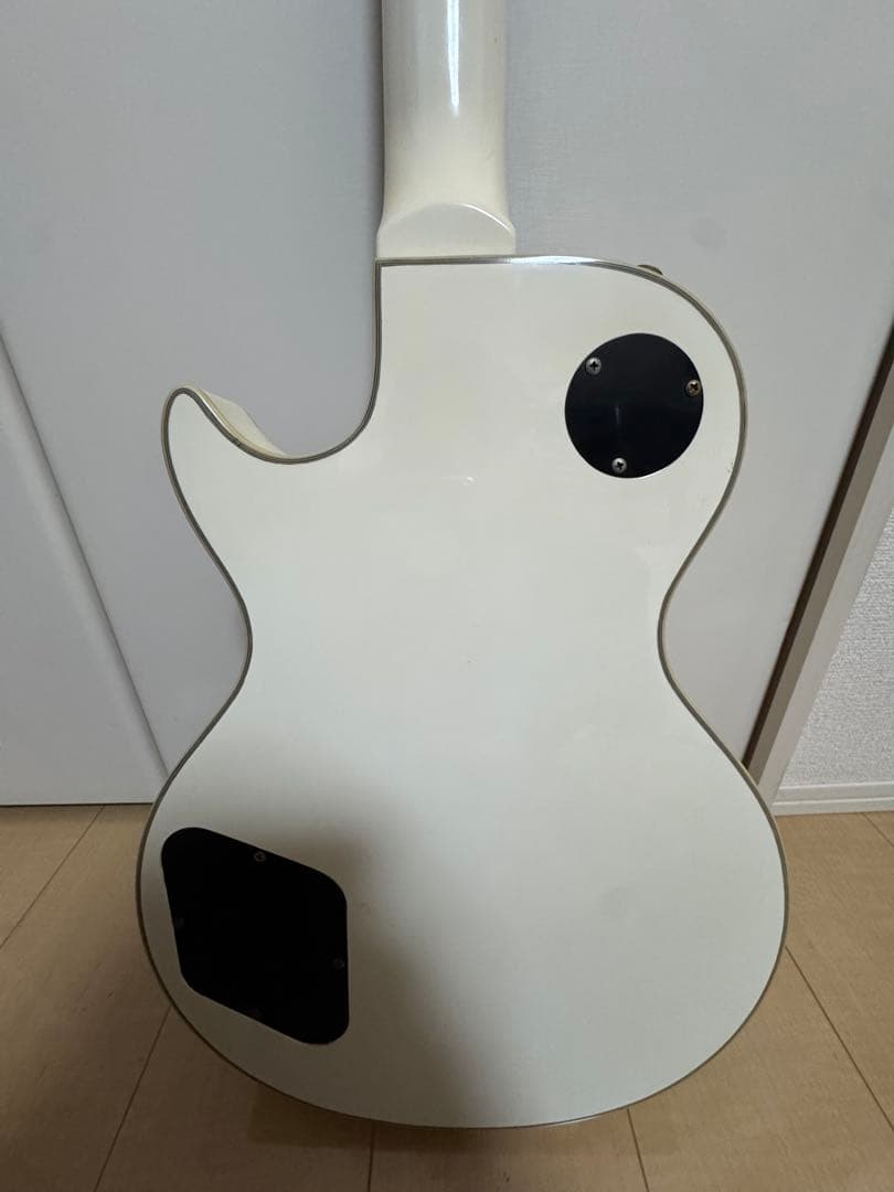 Playtech レスポールタイプエレキギター