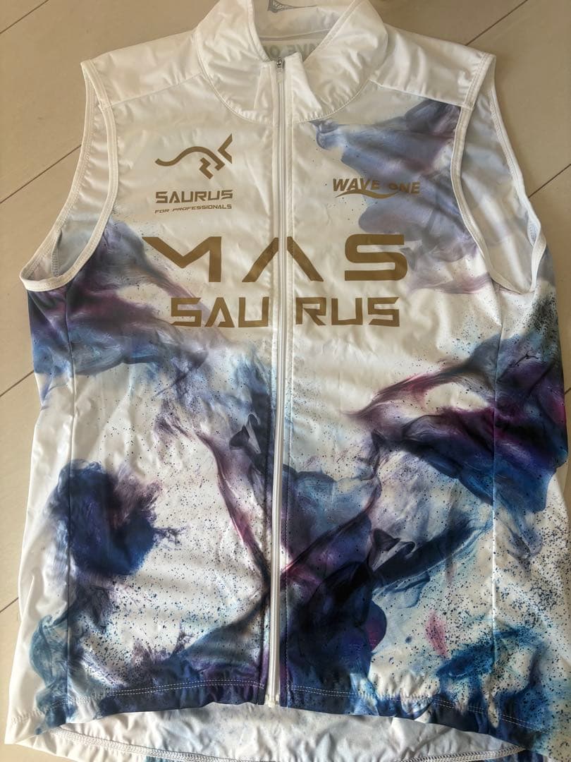 SAURUS WAVE ONE サイクルウェア　ベスト