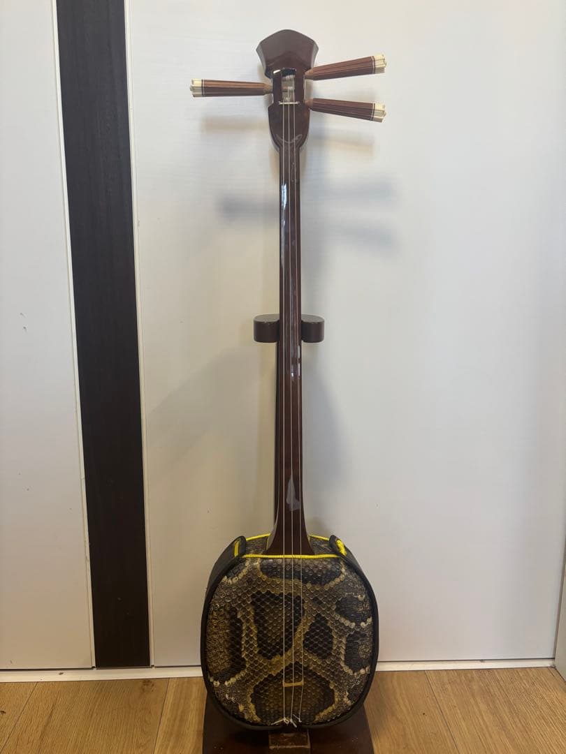 沖縄三線　奥間の知念大工型　八重山黒ユシ