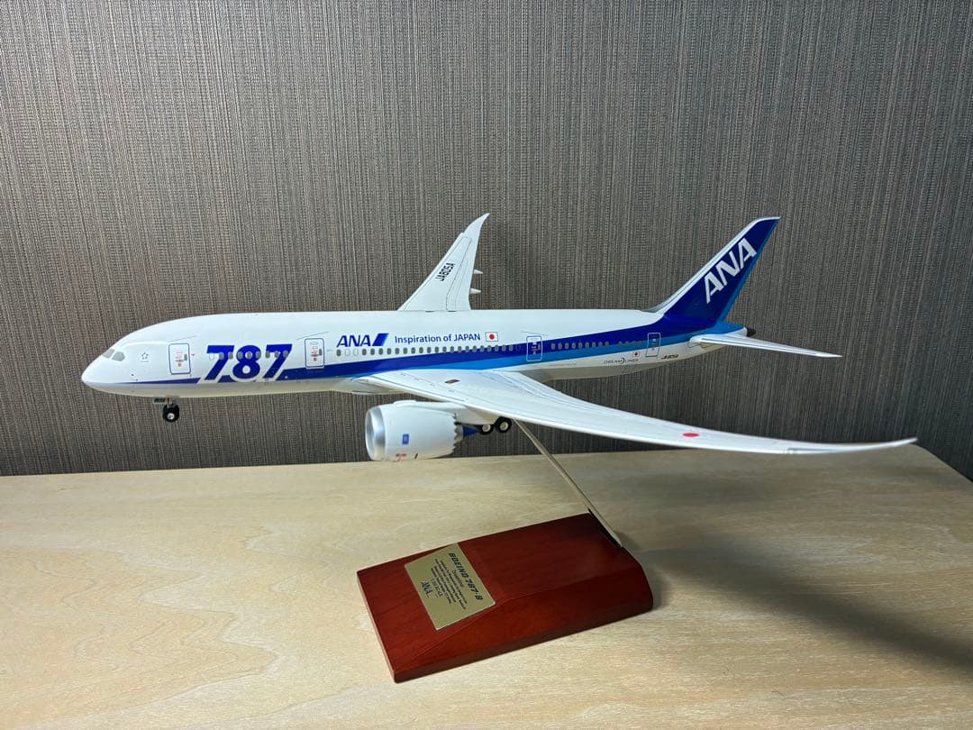 希少品 全日空商事 Boeing787-8 1/200 国際線仕様 IOJロゴ