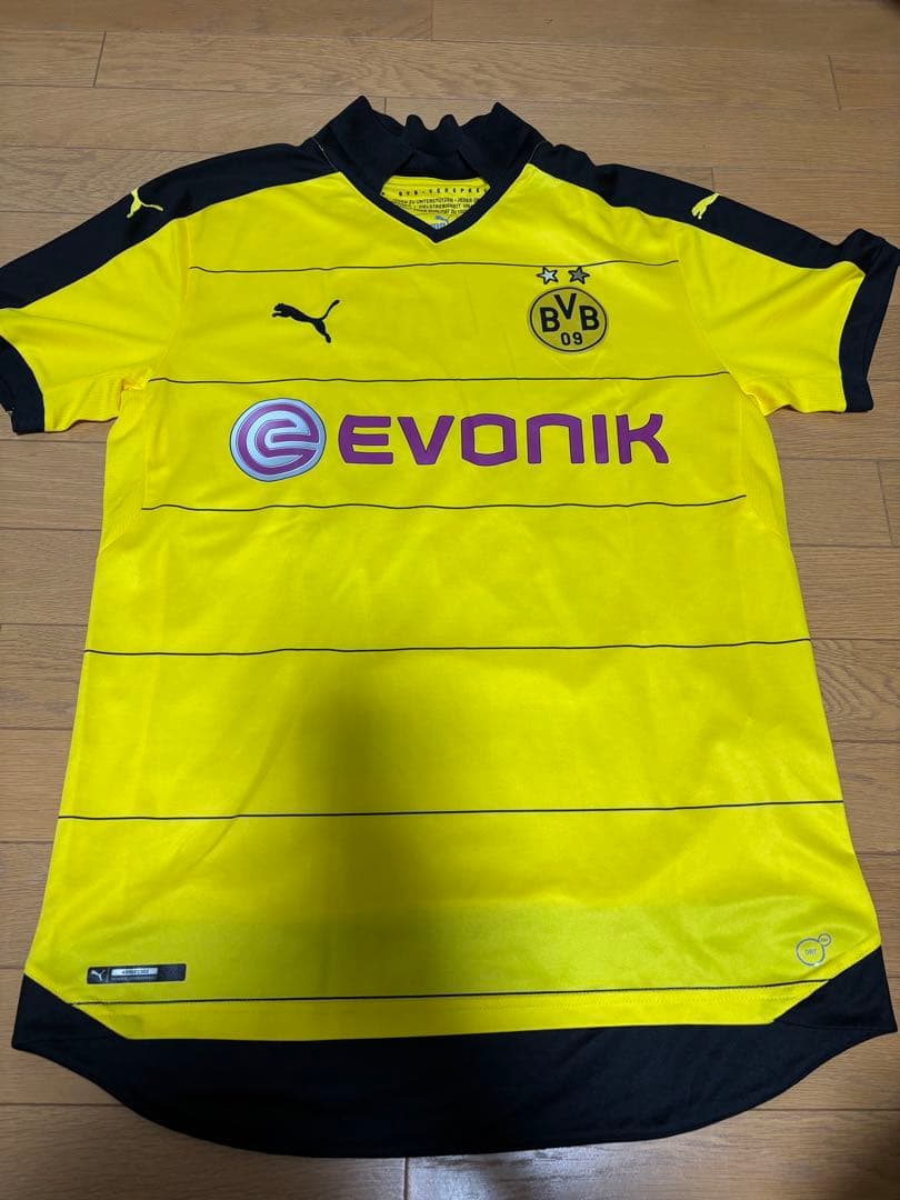 香川真司 サイン入りユニフォーム　２枚セット