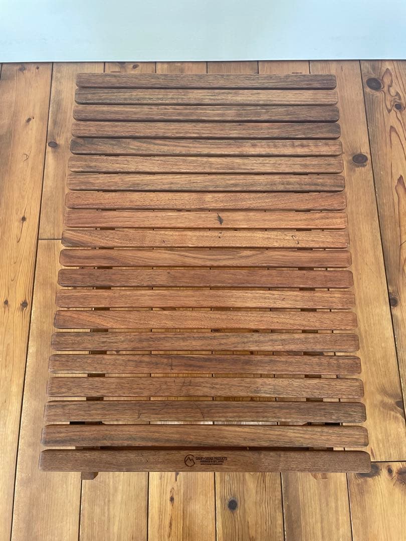 キャンプマニアプロダクツ　ウォールナットテーブル　①