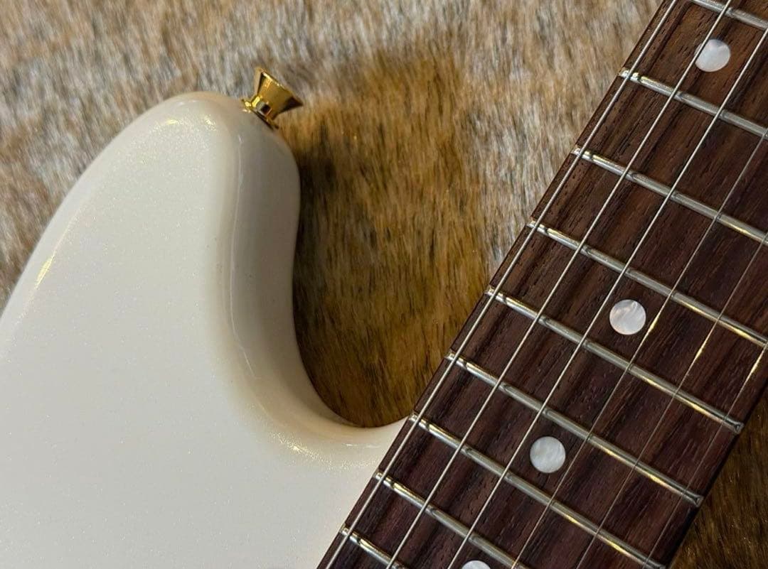 Fender 60s Mustang 2025年限定モデル ゴールドパーツ