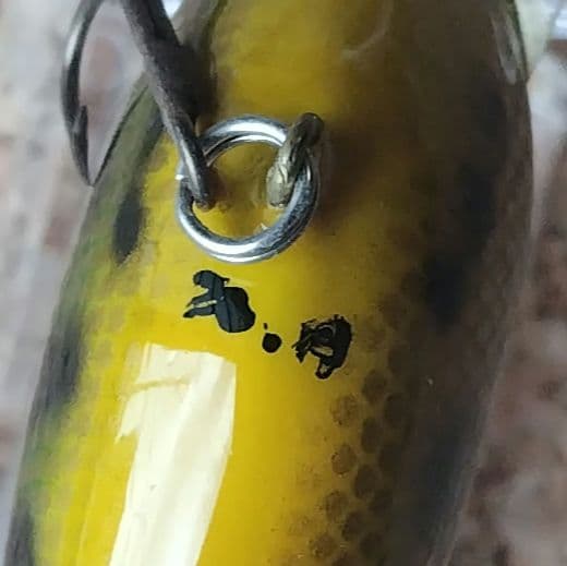 あ*ち様 【９００円スタート】詳細不明クランクベイト！！