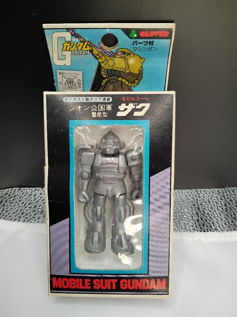 ガンダムメタルフィギュア　クローバー製品　ダイキャスト　[希少量産型ザク]