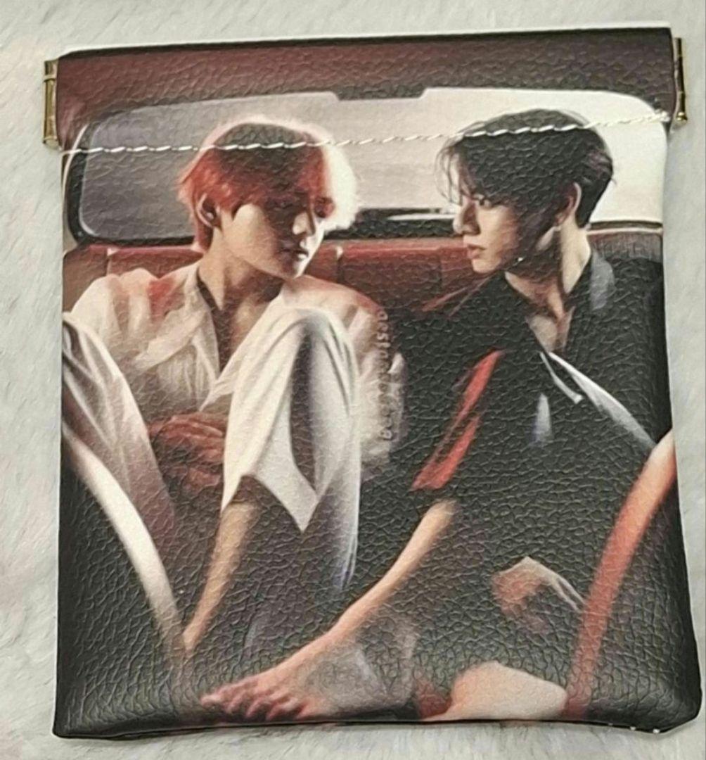 専用です。BTS♡ V✰JUNGKOOK ♡パスケース&小銭入れ...