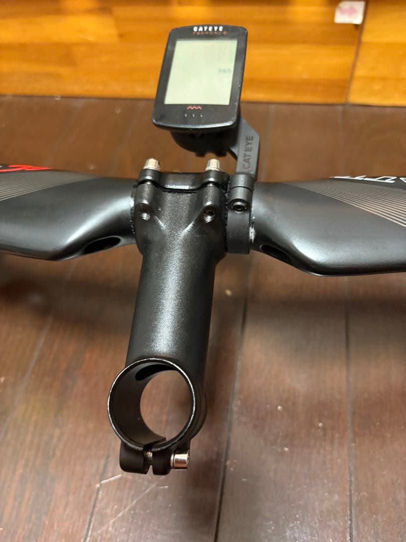 中華カーボンエアロハンドル キャットアイサイコン・ライトマウント付き