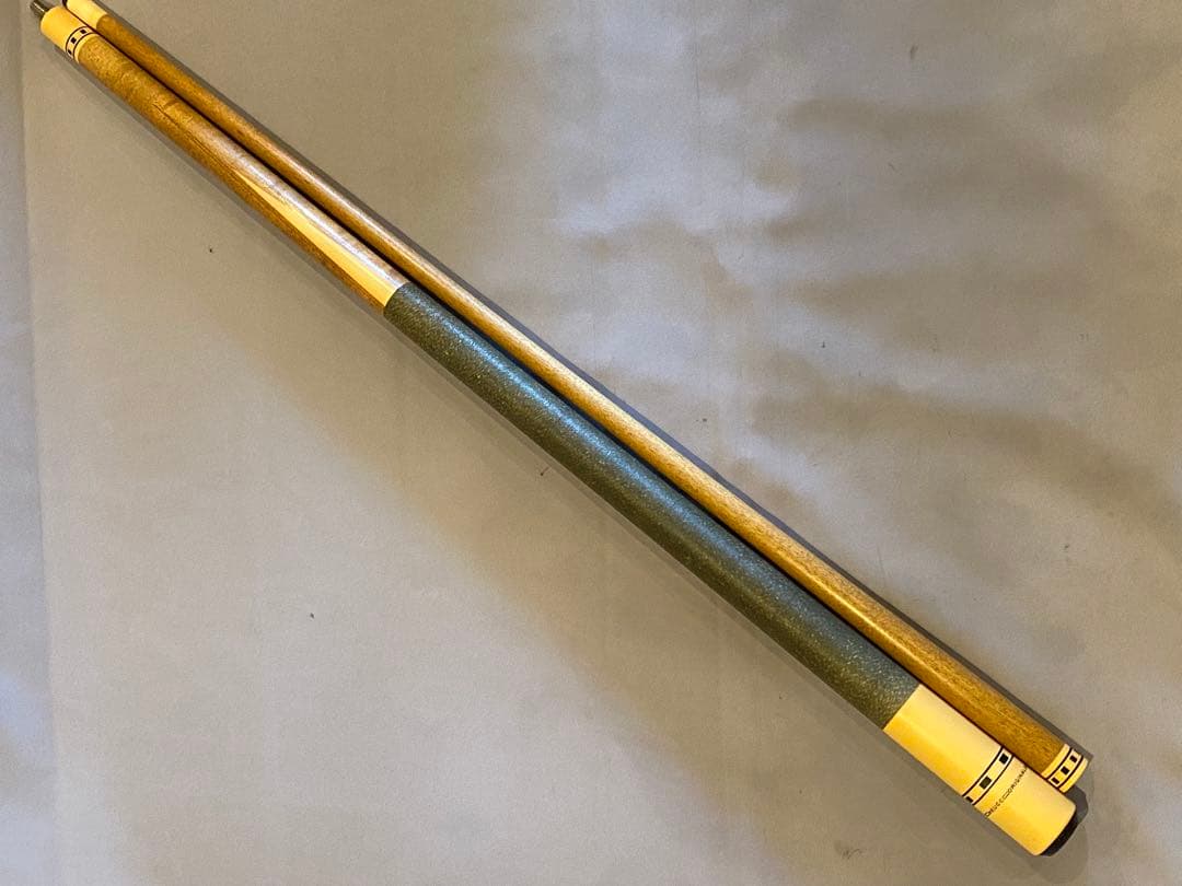 こ*ん様 MEUCCI ORIGINAL キュー