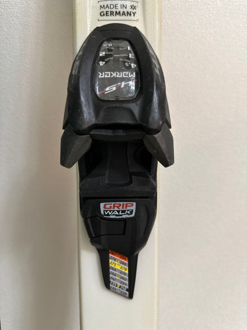 Volkl スキー 板 ジュニア　子供用　130cm 専用ケース付き