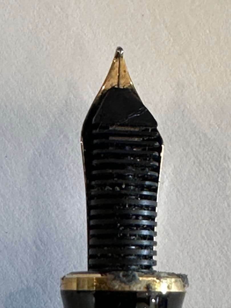 ペリカン 万年筆 14C 585 F ケース付き　PELIKAN