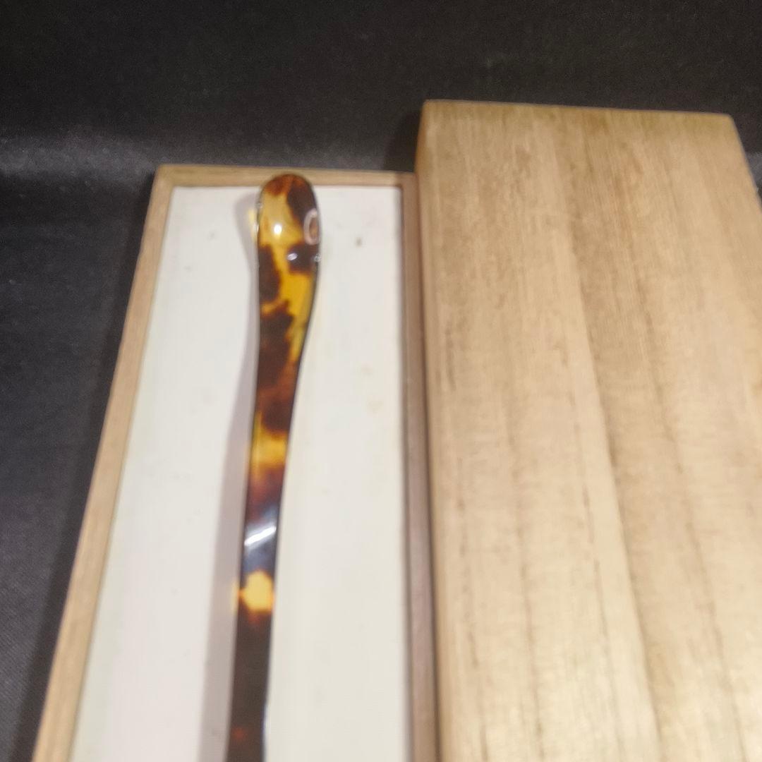 茶道具 べっ甲製茶杓 共箱付き 未使用美品 時代物 貴重材 旧家蔵出し 送料無料