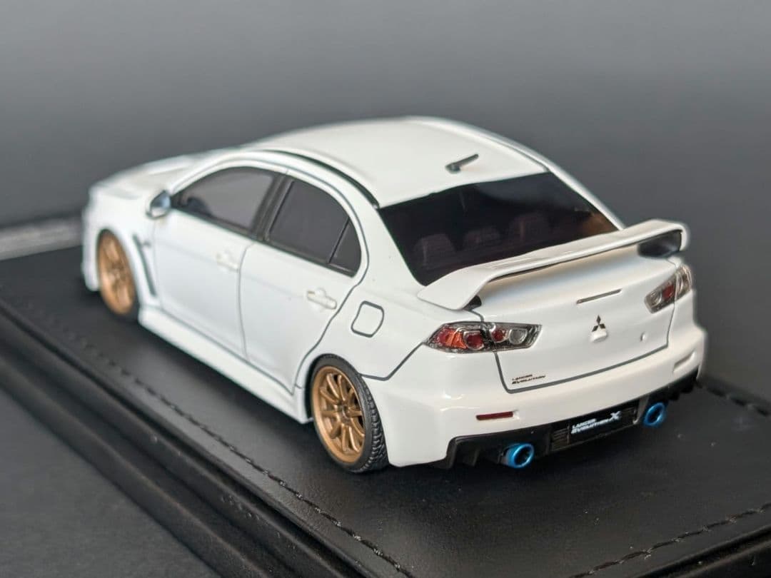イグニッションモデル 1/43 ランサーエボリューション X CZ4A