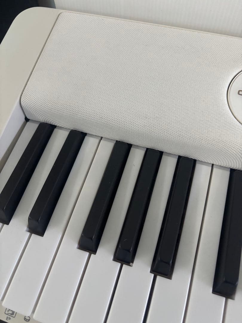 【美品‼️22年製‼️】CASIO LK-526 光ナビゲーション付きキーボード