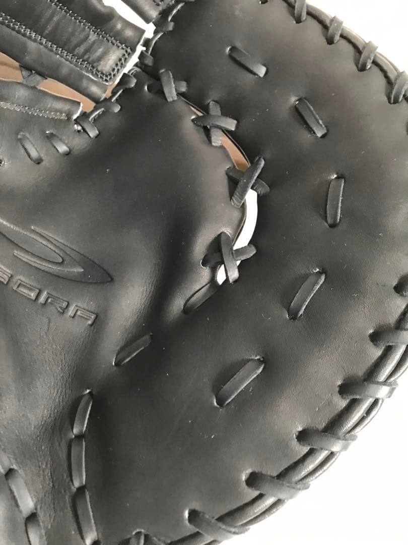 TIGORA ファーストミット　超美品‼️