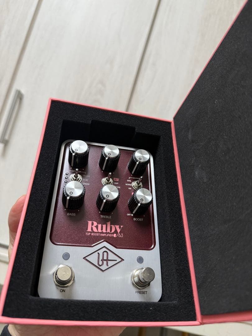 3月31日まで出品　UAFX Ruby Top Boost Amplifier