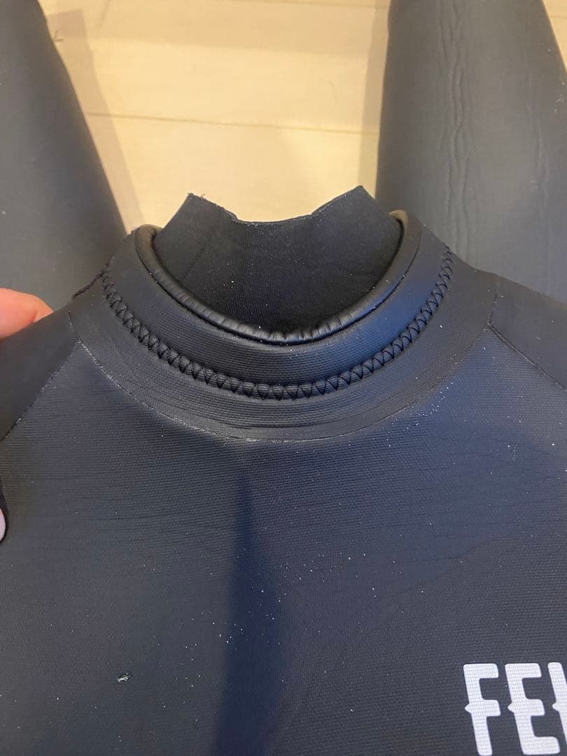 値下げします！ FELLOW キッズ　フルスーツ セミドライ　140