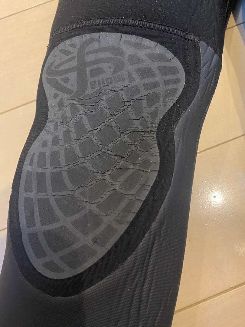 値下げします！ FELLOW キッズ　フルスーツ セミドライ　140