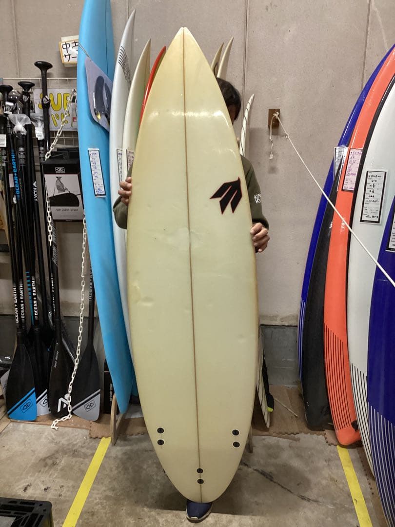 ベッソサーフボード5’11ft 180cm 中古　プロ仕様クリヤー