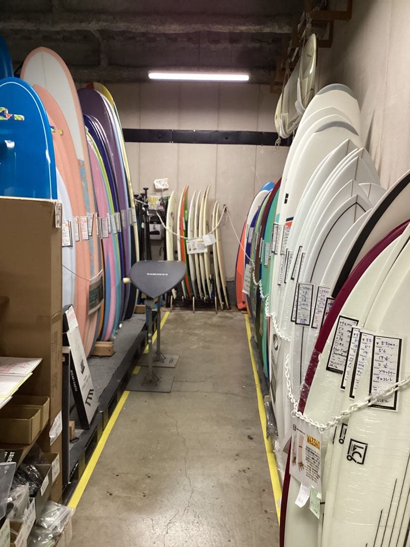 ベッソサーフボード5’11ft 180cm 中古　プロ仕様クリヤー