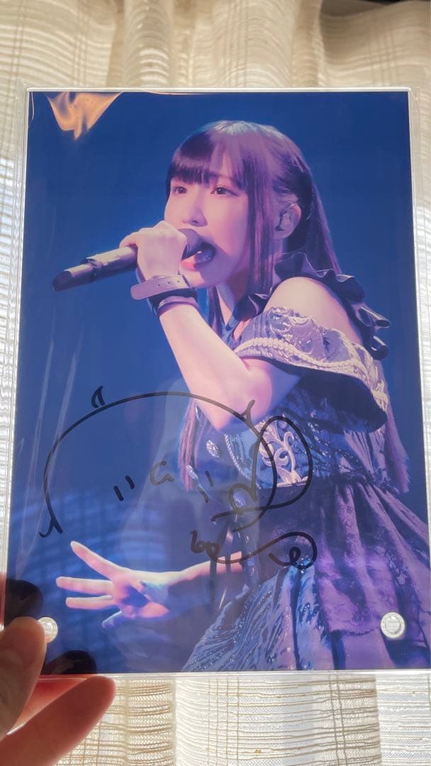 鈴木愛奈 ラッフルくじ 1等 直筆サイン