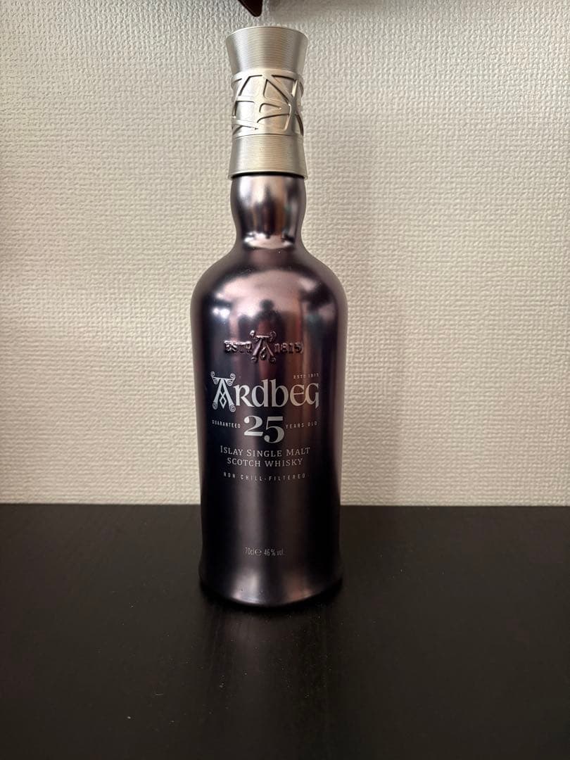 アードベッグ 25年　空き瓶