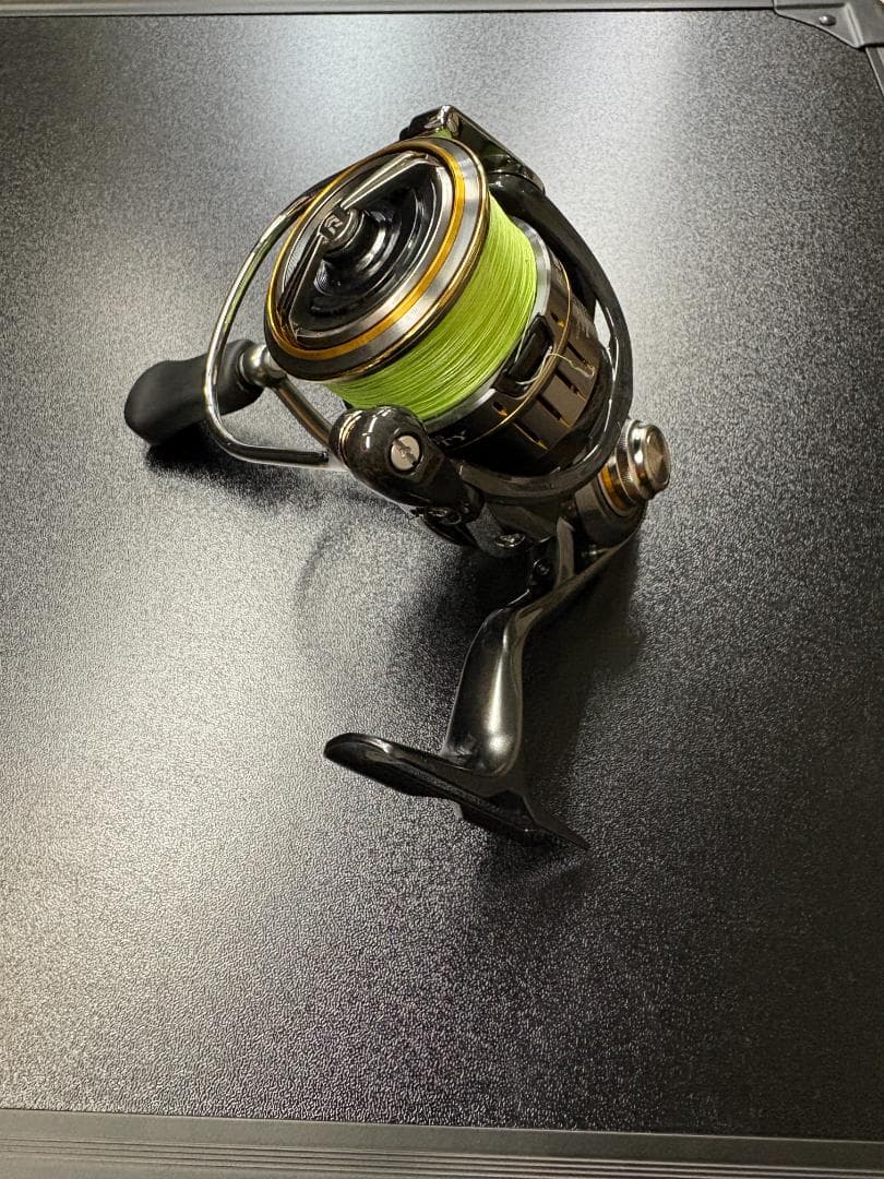 21ルビアスエアリティ　FC LT2500S スピニングリール