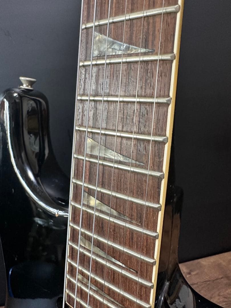 ARIA PRO II DIAMOND SERIES ストラト