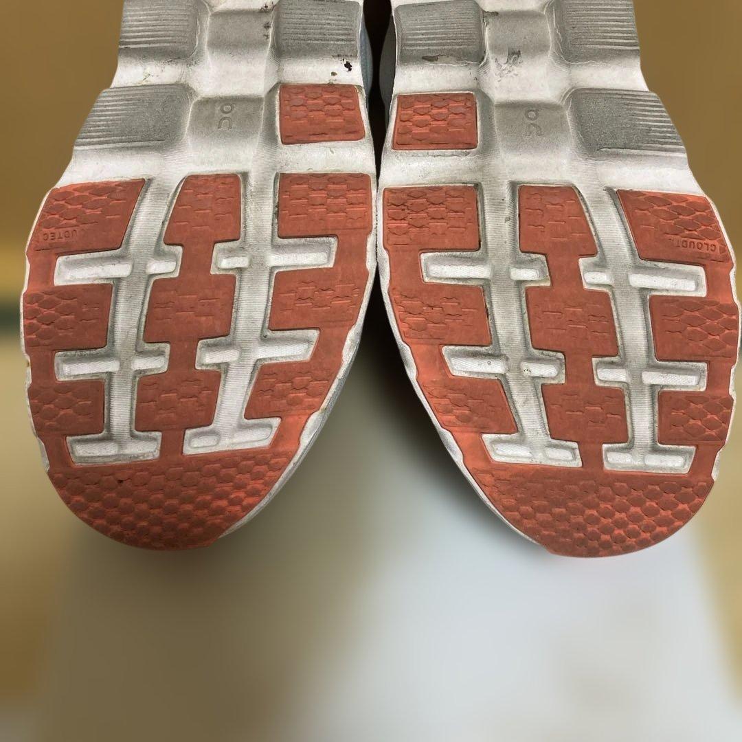 ON Cloudstratus クラウドストラトス3 26cm