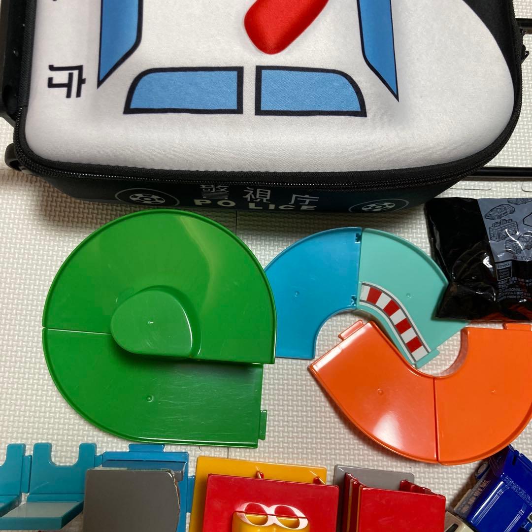 まとめ売り　ハッピーセット　トミカ　トミカコース　キャリーケース