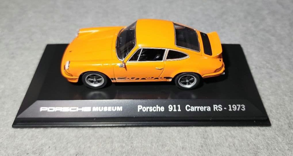ポルシェミュージアム 1/43スケール ポルシェ911カレラRS 1973