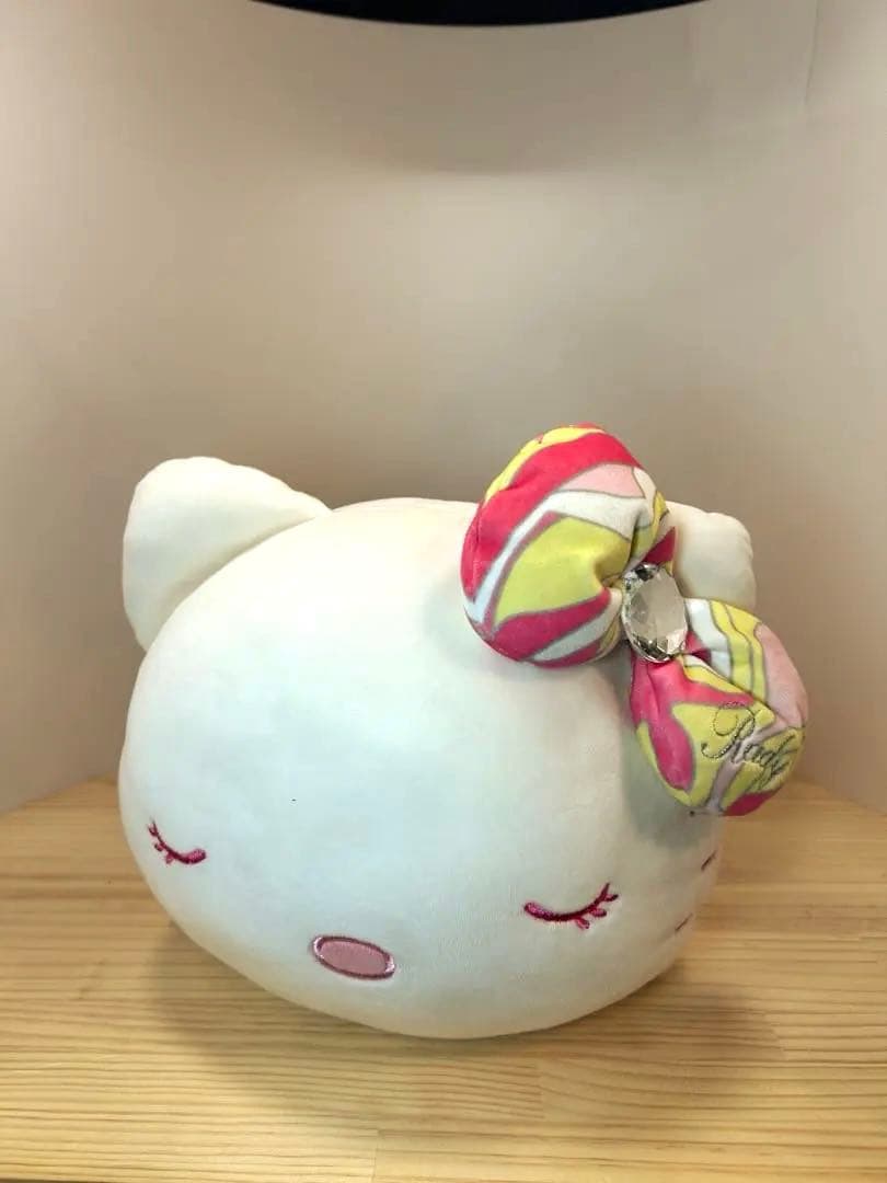 【超希少】Rady × ハローキティ コラボ ぬいぐるみ クッション マーブル柄