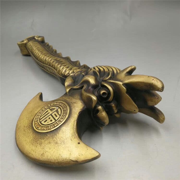 古玩工芸品の銅福の斧は古いです。パラジウムの置物です