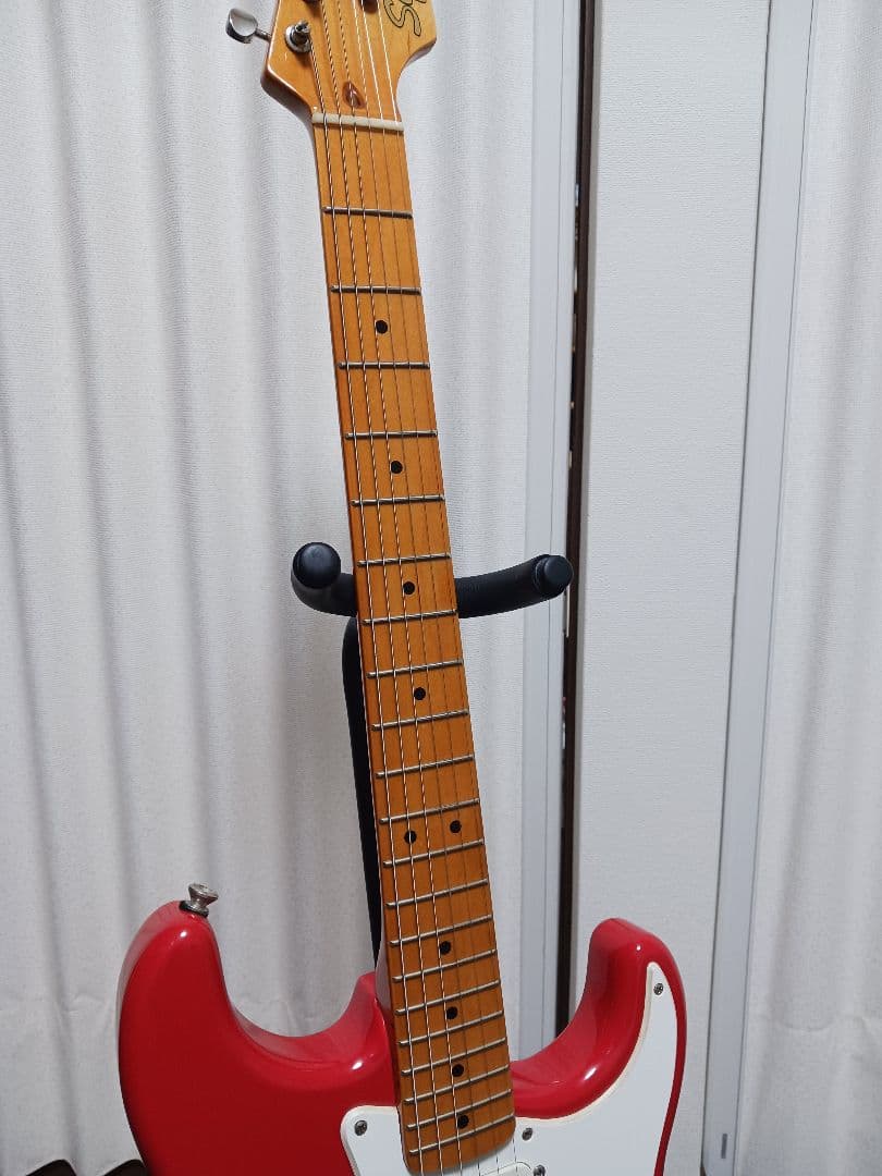 ギター squier classic vibe festa red