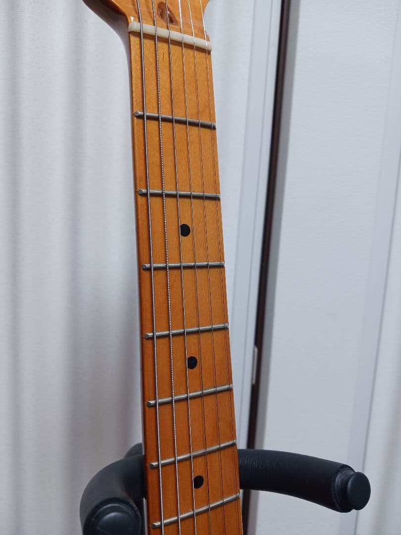 ギター squier classic vibe festa red