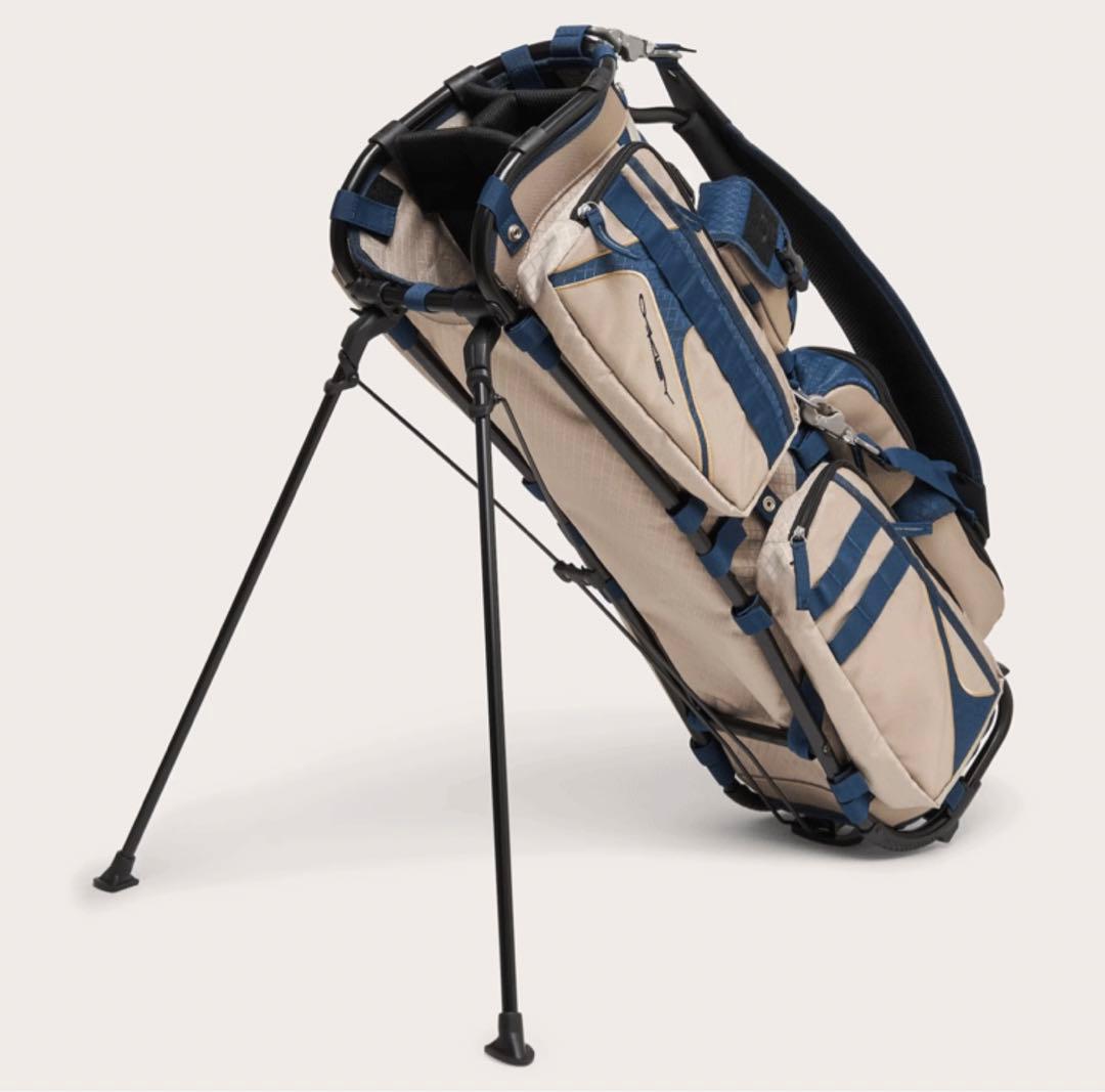 OAKLEY スタンド式ゴルフバッグ 9.5型 47インチ クリーム/ネイビー