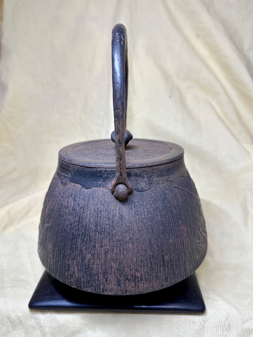 山形長文堂・鉄瓶