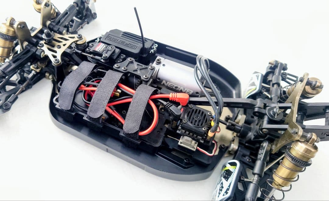 【フルセット】即走行！インファーノMP9e TKI 1/8 EP 4WD レディ