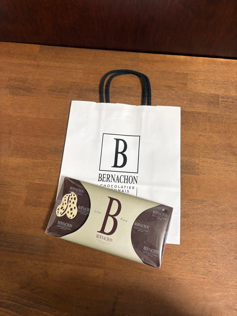 新作　ベルナシオン　タブレットカカウェット　ノワール