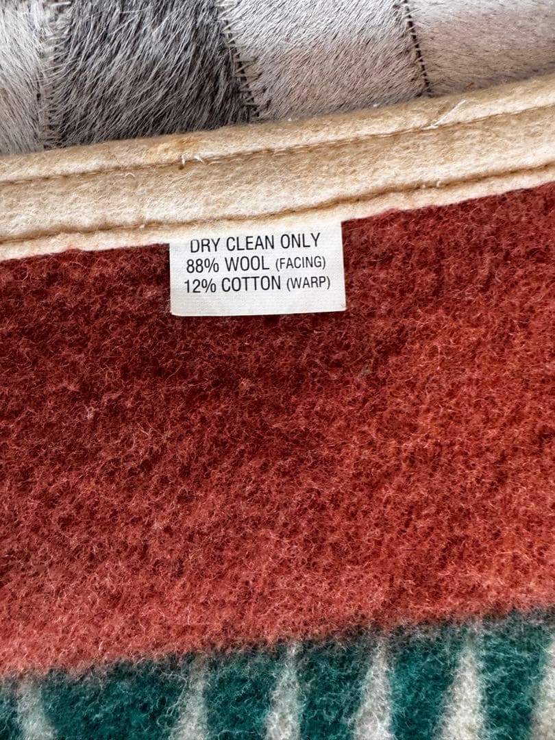 ヴィンテージネイティブ柄ウールラグW1660xH2030