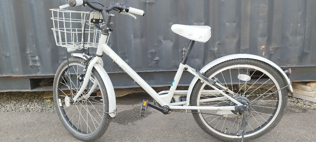 再値下げ！！bikke j（ビッケj) 22インチ　ジュニア用自転車 引渡し限定