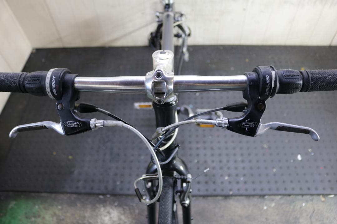 GIANT ESCAPE R3 700Cアルミ24速 465mm GREYクロス