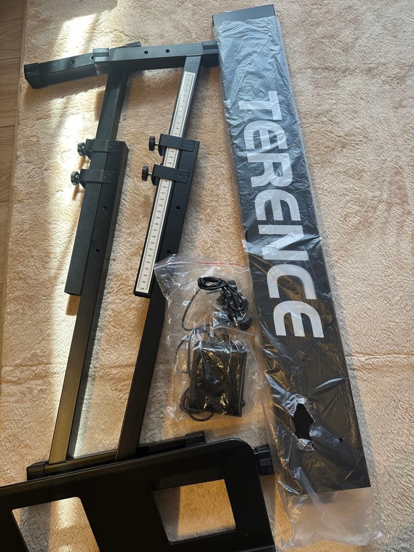 電子ピアノ　88鍵盤　折り畳み　タッチレスポンス　キーボード　ペダル　MIDI