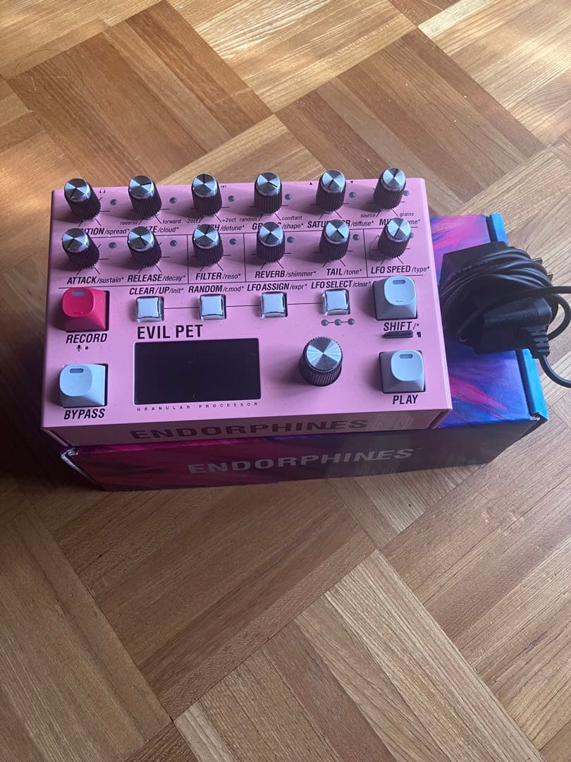 鍵盤楽器 ENDORPHIN.ES EVIL PET