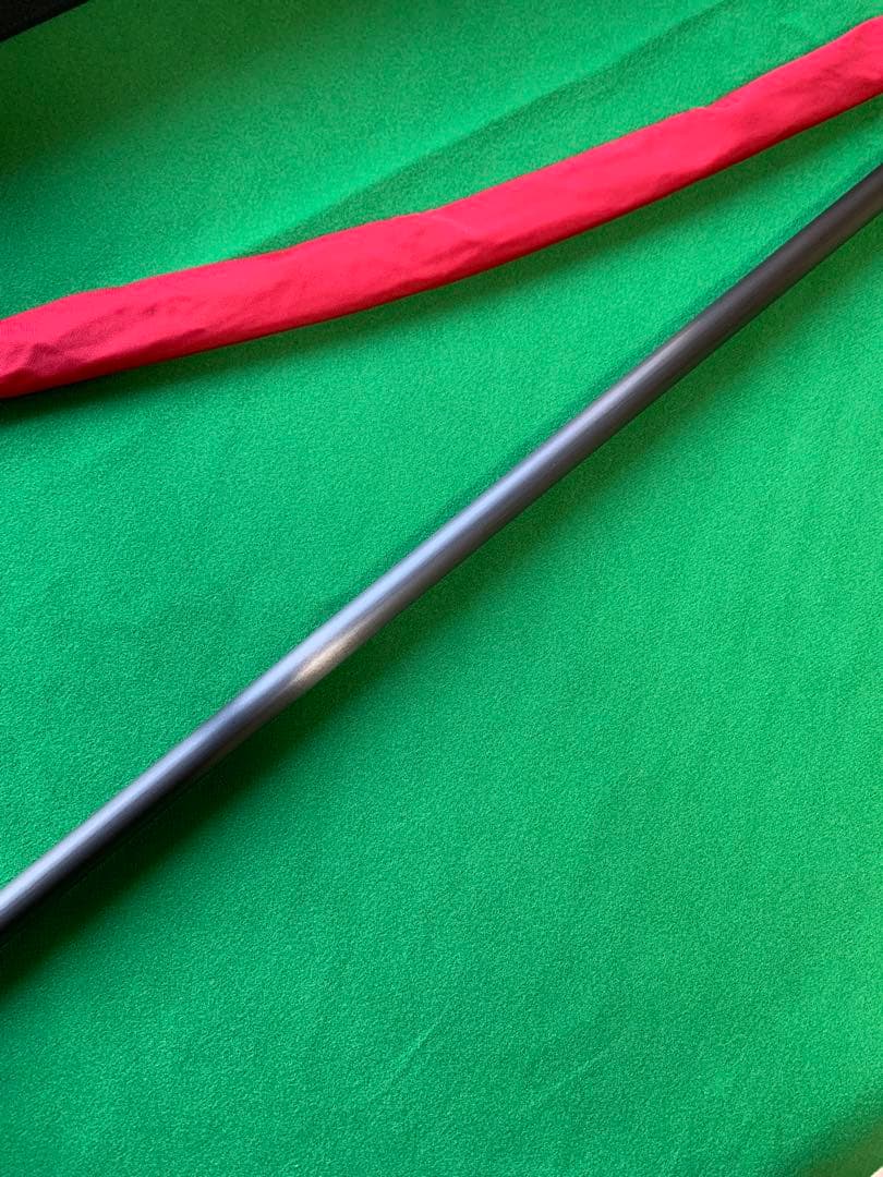 ほぼ新品　cuetec シナジー wavy 12.5 ビリヤード