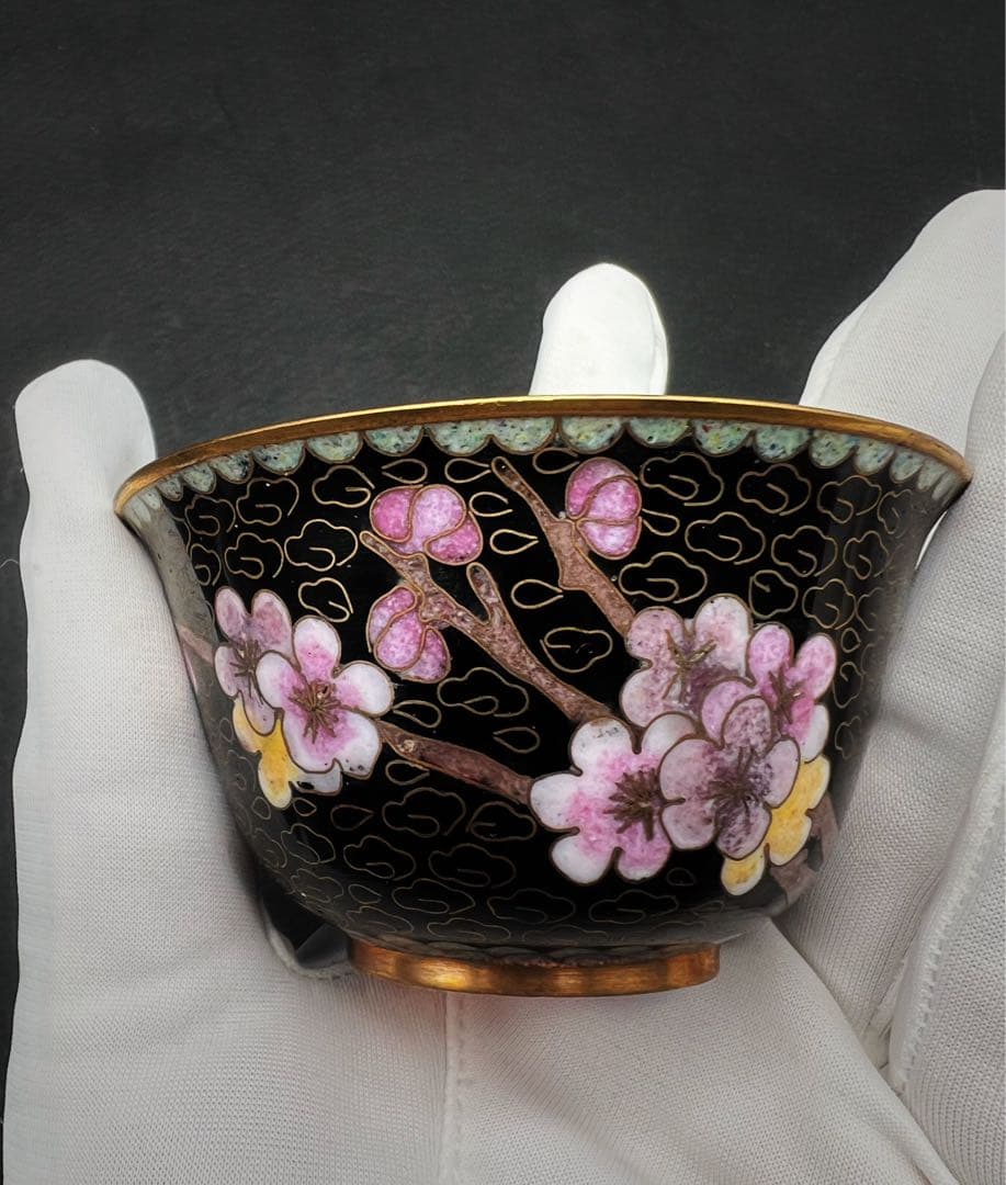 希少品 中國美術 古玩 景泰藍 京法 七宝焼梅紋樣茶碗 台座付き 茶道具