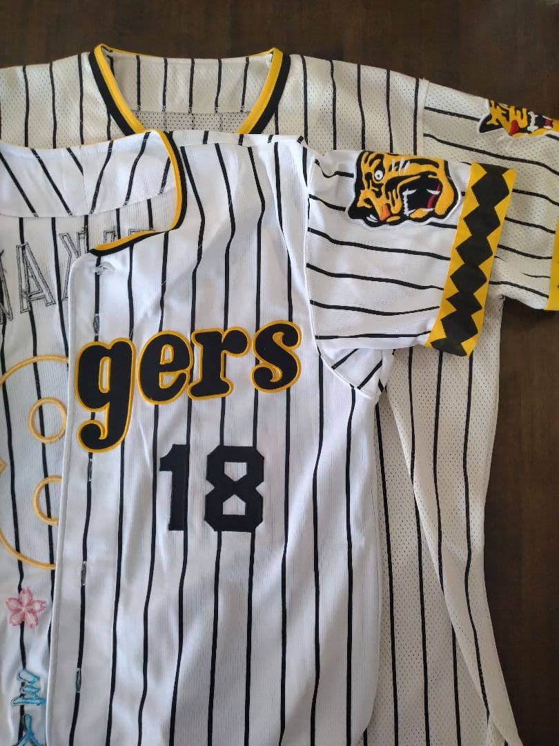 ☆プロフ内ユニホーム販売中☆阪神タイガース輝流ユニホーム　初期タイプ輝流