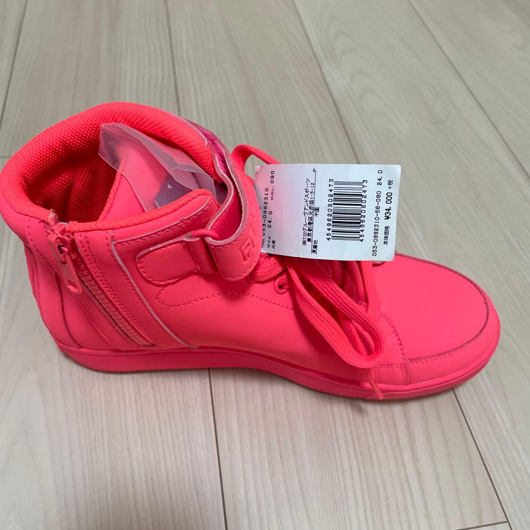 新品未使用PEARLY ピンク ハイカットシューズ 24cm