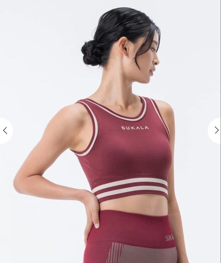 【SUKALA】ブラトップ付きカレッジVネックプルオーバー　Mサイズ