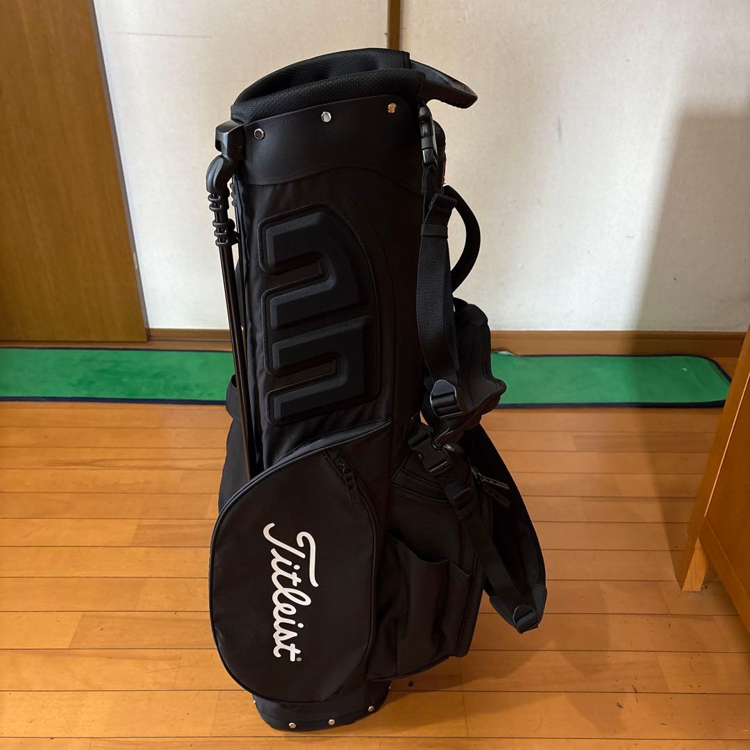 未使用に近　Titleist スタンドバッグ プレーヤーズ4 ブラック