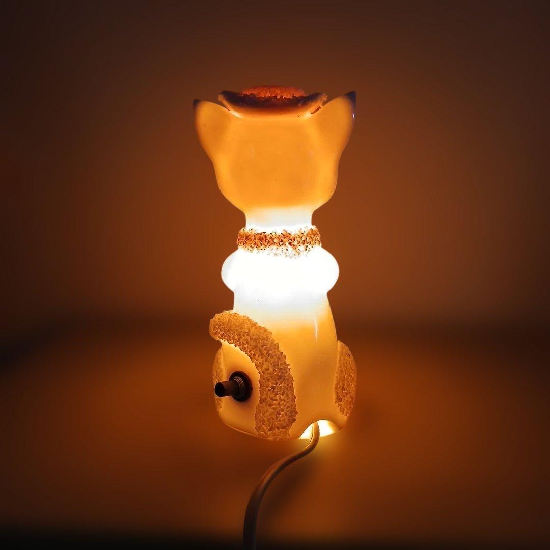 ヴィンテージ　オシャレネコちゃん　陶器ランプ　　照明